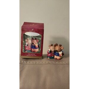 Hallmark Ornament Mom and Dad Reindeer Hugging Vintage 2000 Christmas‎ Keepsake